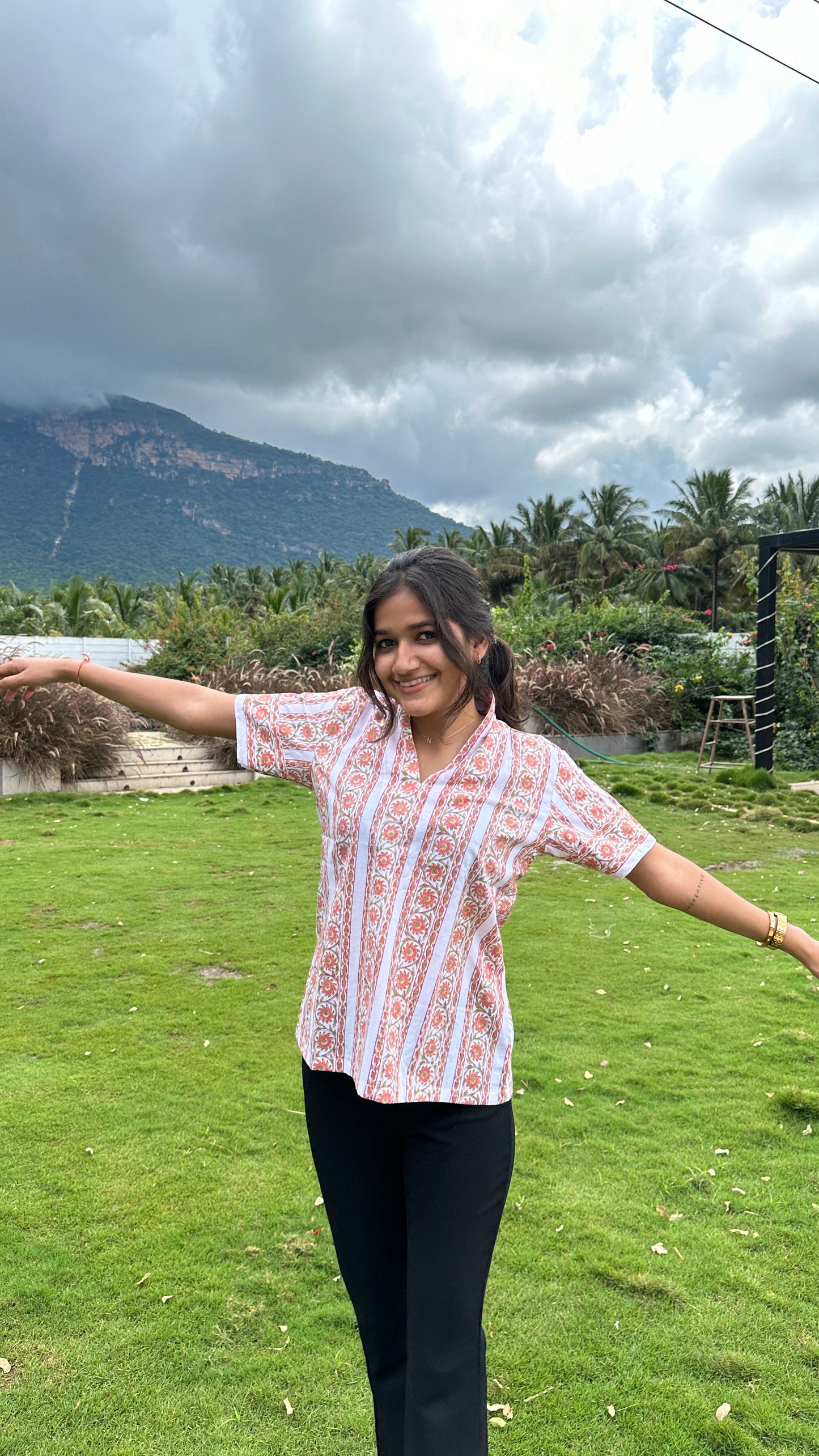 SANGANERI TOP